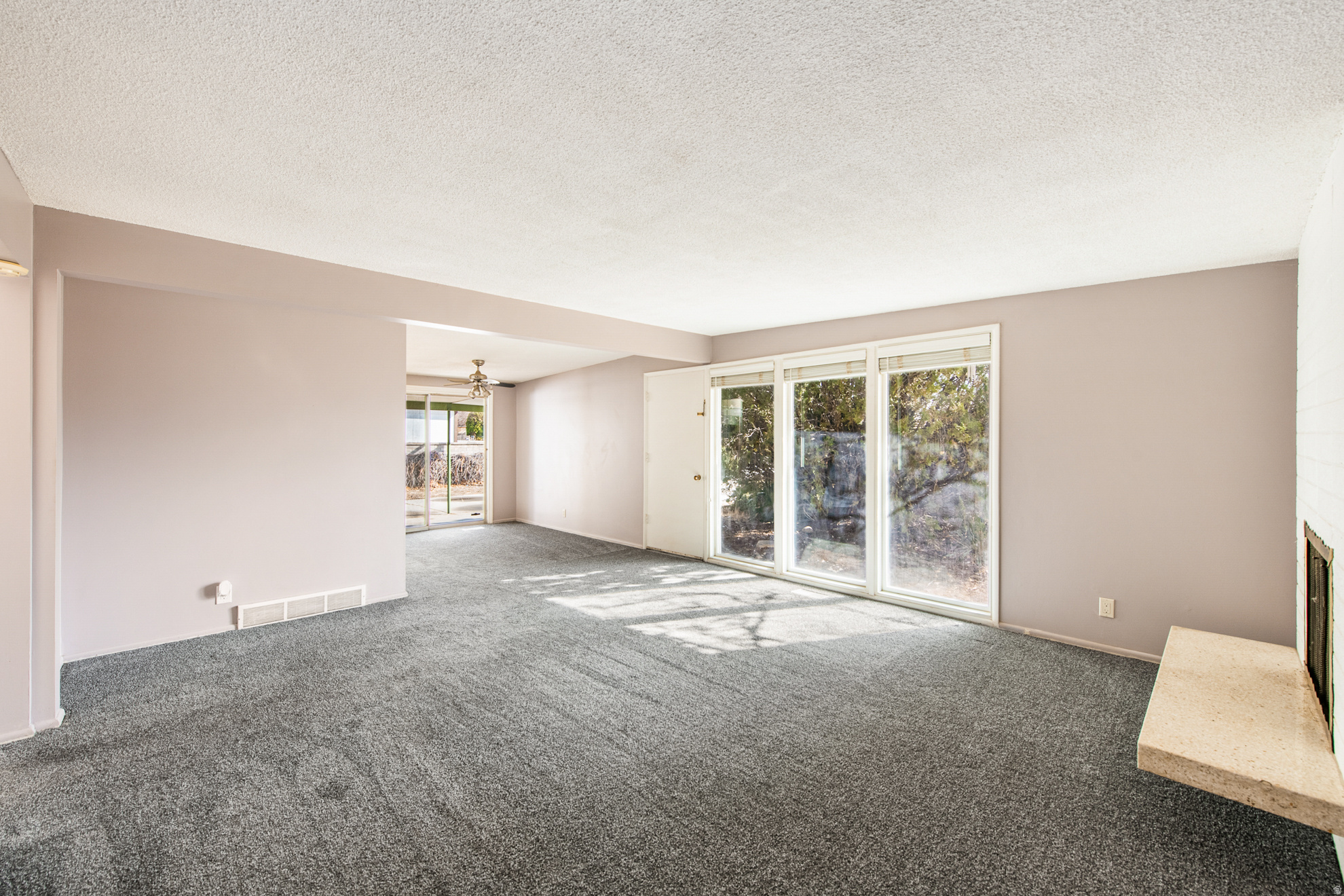 WHITE CITY - Residential