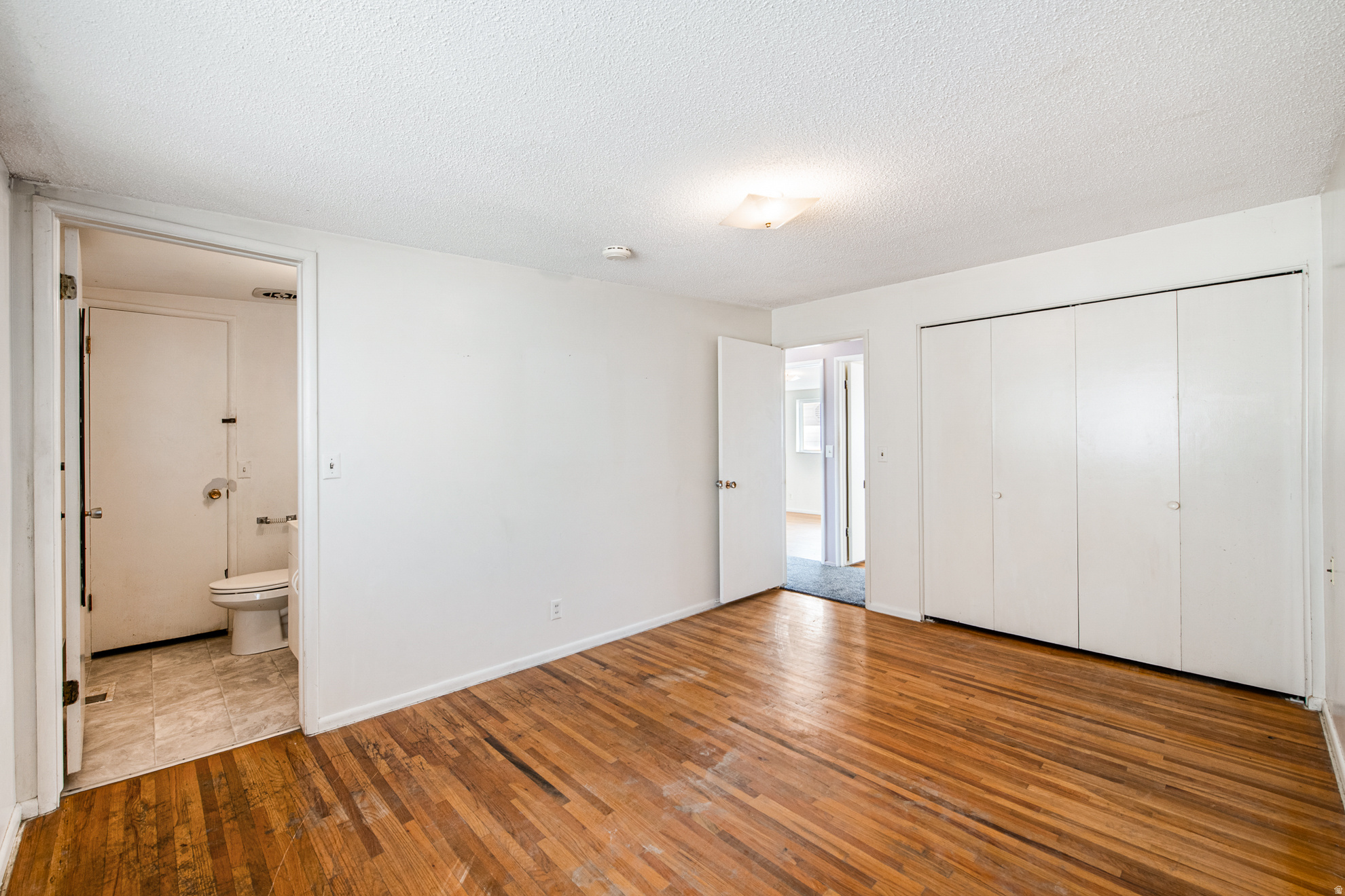 WHITE CITY - Residential