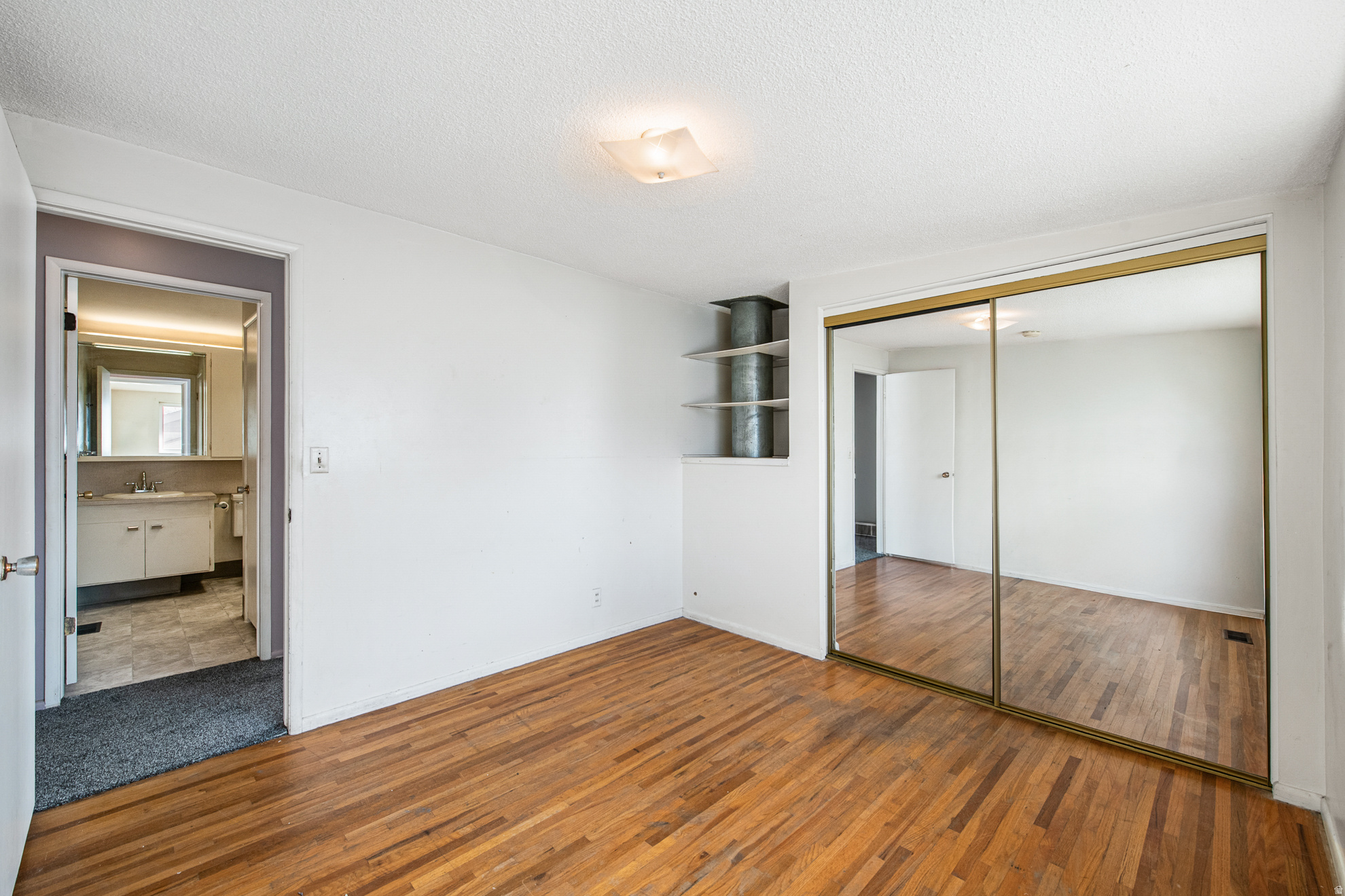 WHITE CITY - Residential