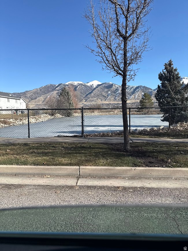 BLACKHAWK - Residential