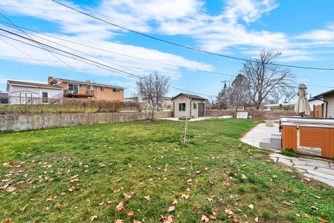 Tiny photo for 233 W 5200 S, Washington Terrace, UT 84405 (MLS # 2126749)