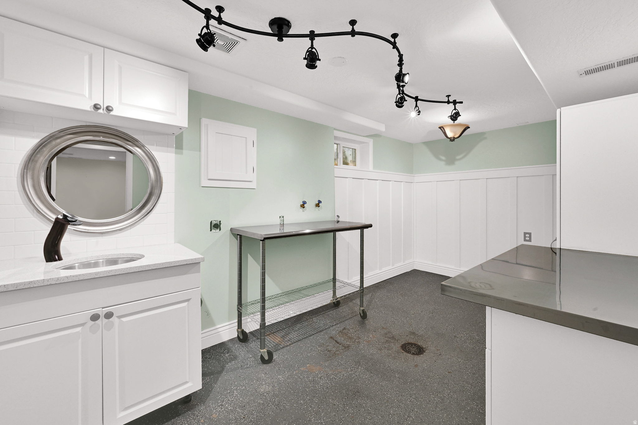 WRIGHT HILLS - Residential