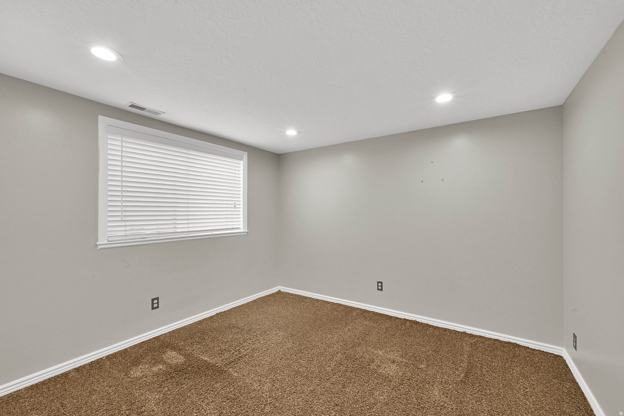 WRIGHT HILLS - Residential