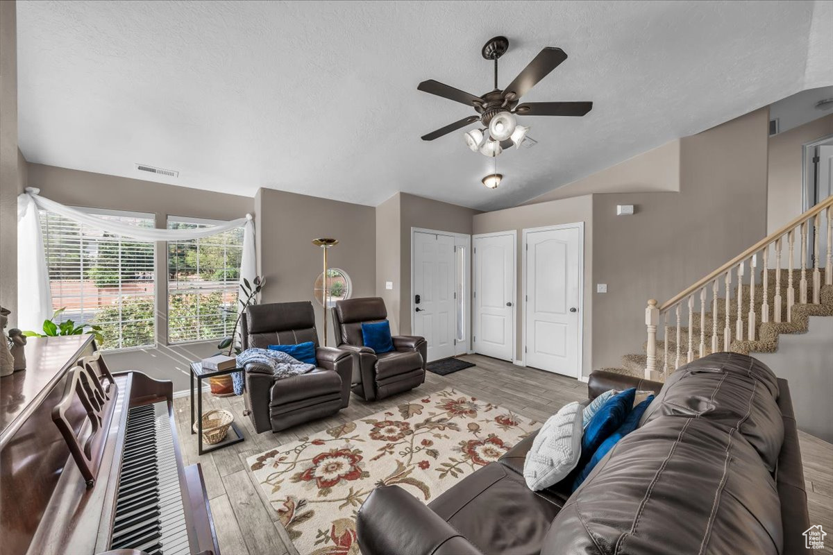GREEN ACRES 2 - Residential