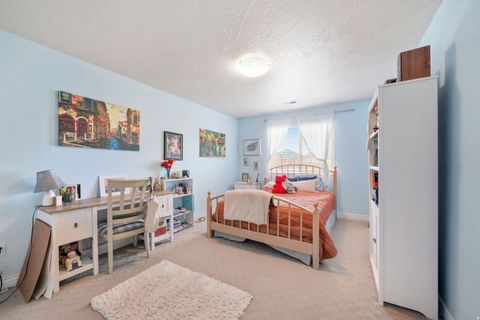 Tiny photo for 1536 E LANTERN LN, Draper, UT 84020 (MLS # 2138015)