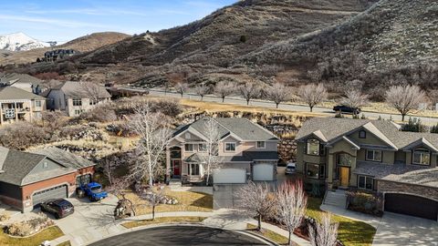 Tiny photo for 1536 E LANTERN LN, Draper, UT 84020 (MLS # 2138015)