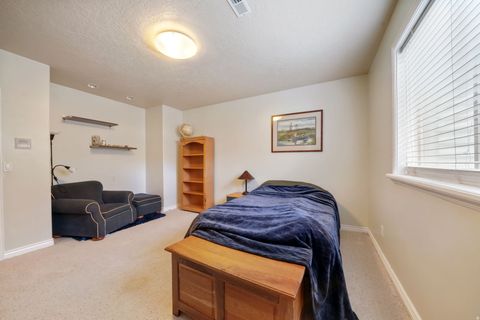 Tiny photo for 1536 E LANTERN LN, Draper, UT 84020 (MLS # 2138015)