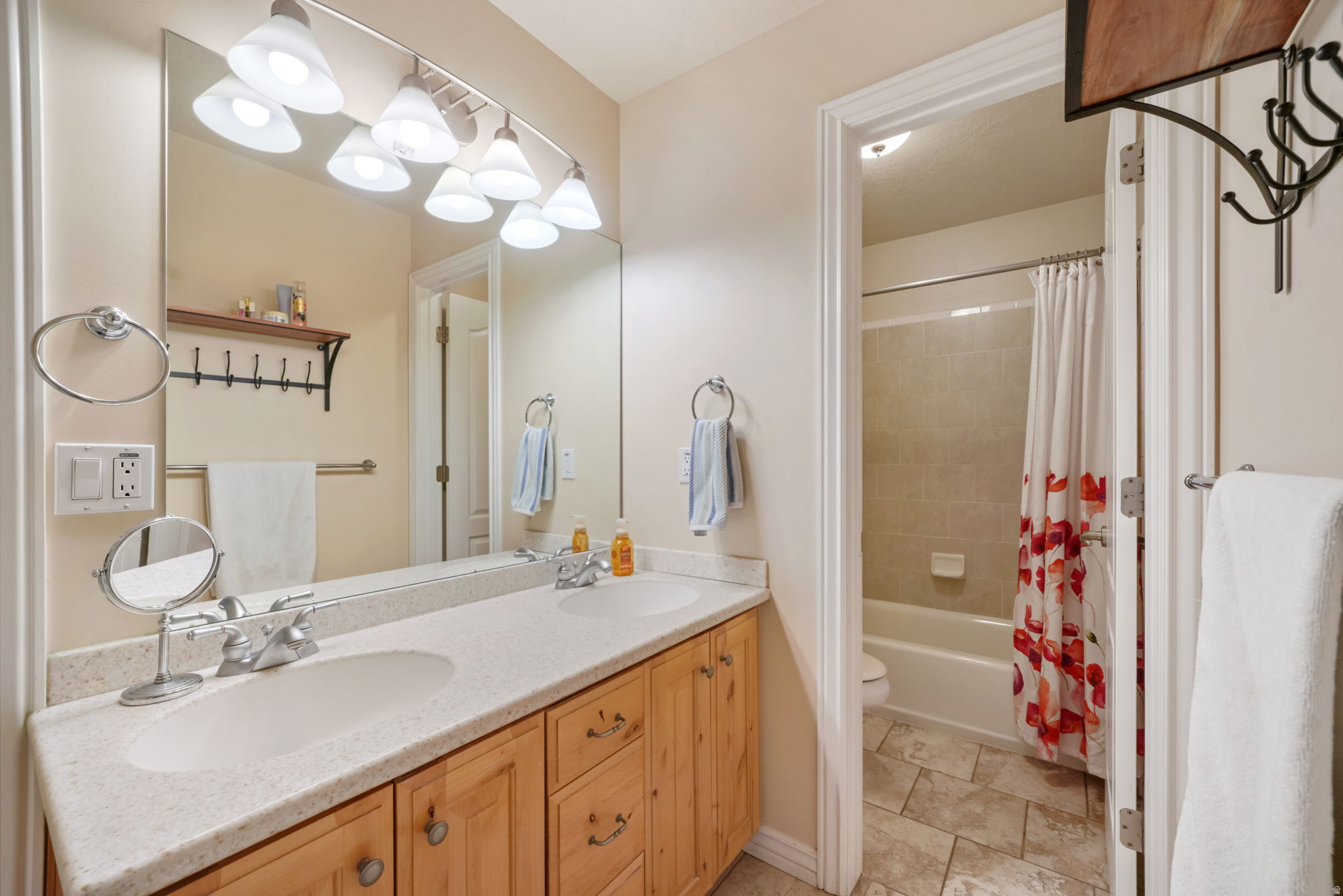 SOUTH MOUNTAIN PHASE 9 - Residential