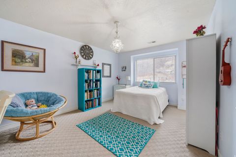 Tiny photo for 1536 E LANTERN LN, Draper, UT 84020 (MLS # 2138015)