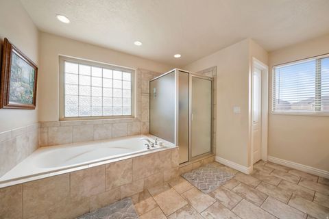Tiny photo for 1536 E LANTERN LN, Draper, UT 84020 (MLS # 2138015)