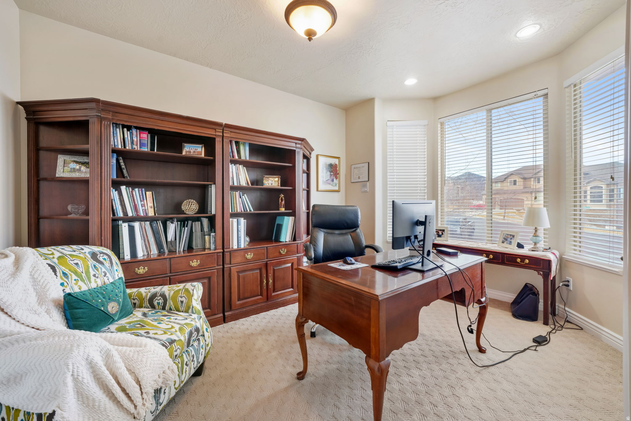 SOUTH MOUNTAIN PHASE 9 - Residential