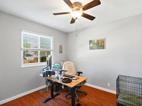 Tiny photo for 2188 E FORT-UNION BLVD S #B, Cottonwood Heights, UT 84121 (MLS # 2154861)