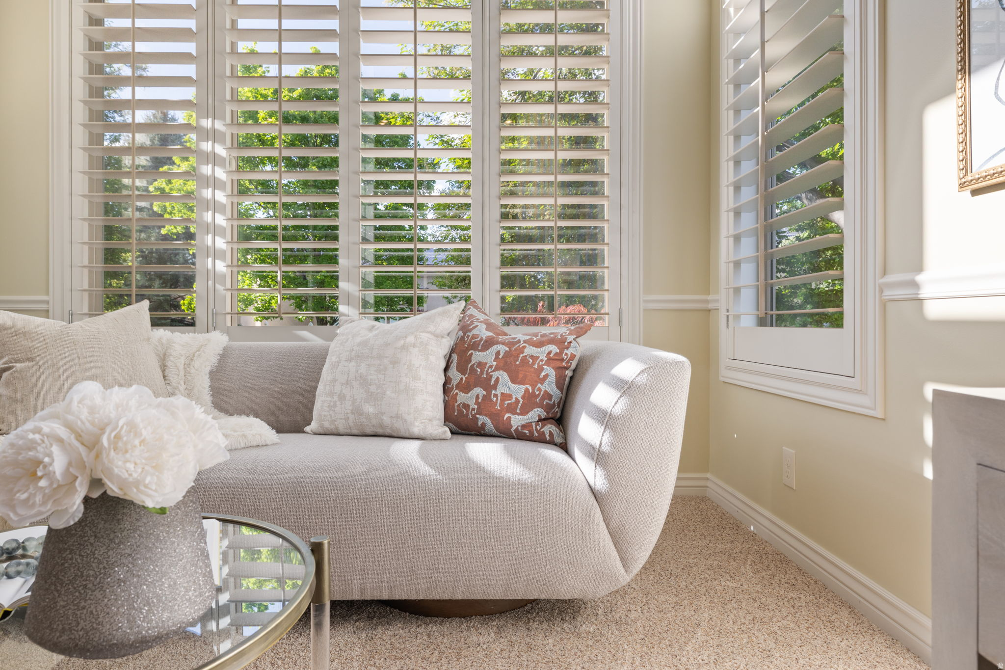 TRIPLE CROWN - Residential