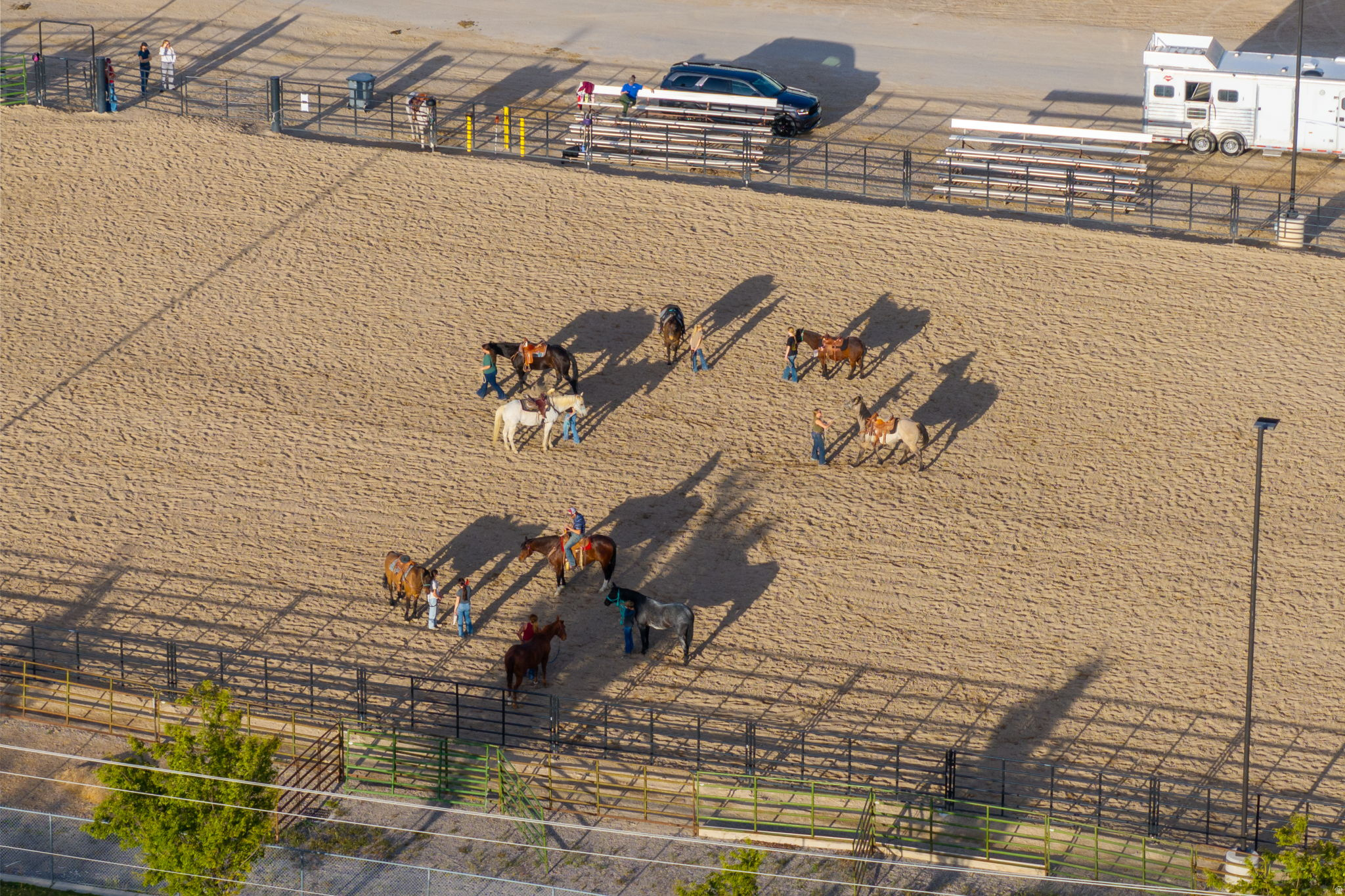 TRIPLE CROWN - Residential