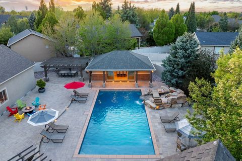 Tiny photo for 2312 W GALLANT FOX CT S, South Jordan, UT 84095 (MLS # 2154004)