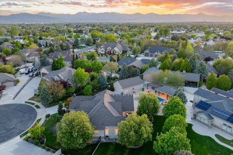 Tiny photo for 2312 W GALLANT FOX CT S, South Jordan, UT 84095 (MLS # 2154004)