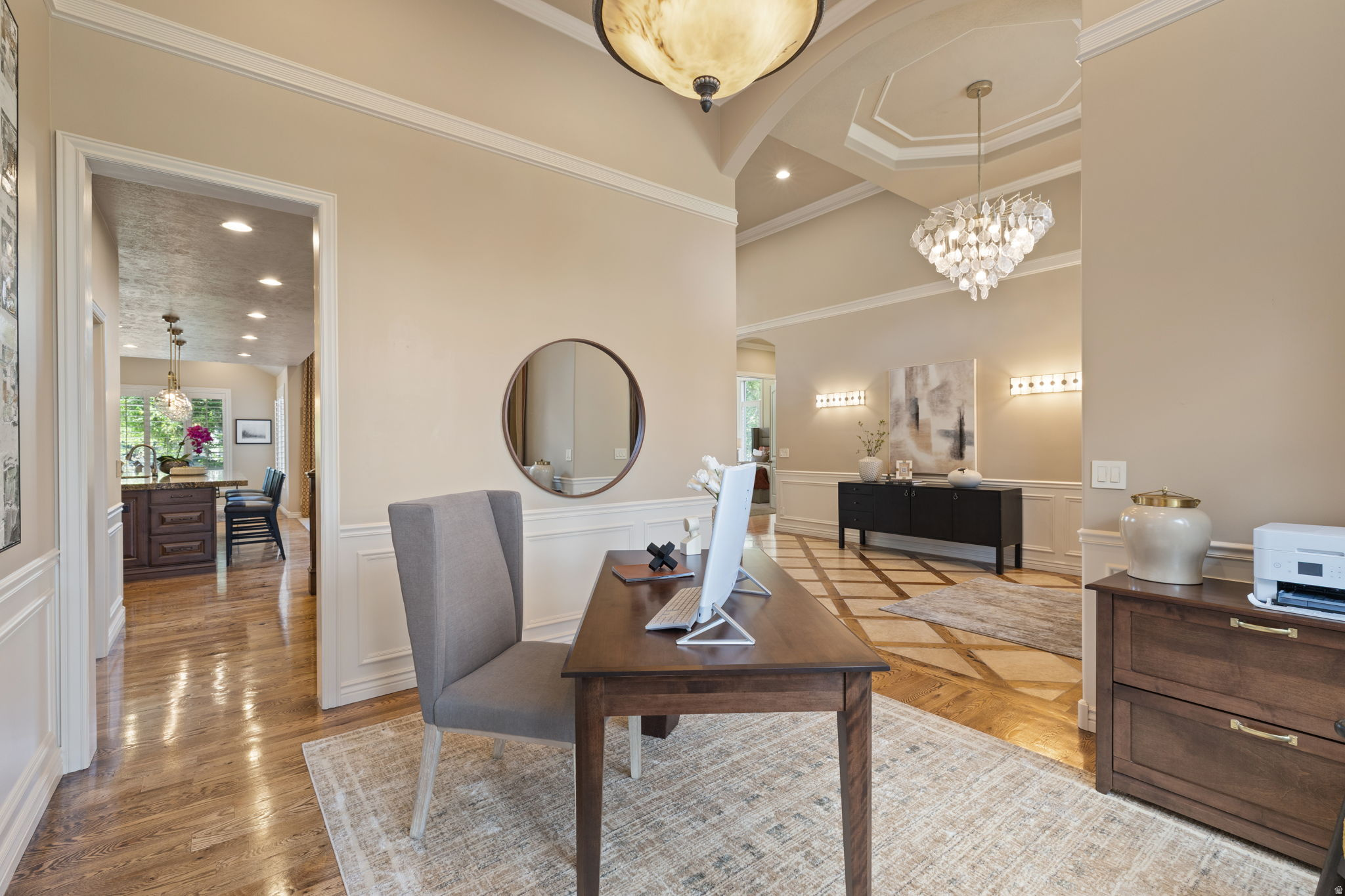 TRIPLE CROWN - Residential