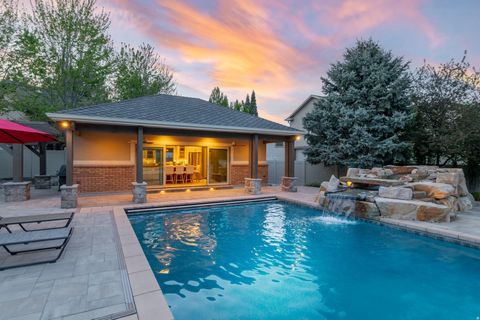 Tiny photo for 2312 W GALLANT FOX CT S, South Jordan, UT 84095 (MLS # 2154004)