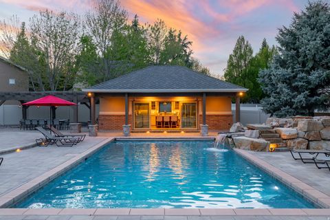 Tiny photo for 2312 W GALLANT FOX CT S, South Jordan, UT 84095 (MLS # 2154004)