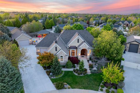 Tiny photo for 2312 W GALLANT FOX CT S, South Jordan, UT 84095 (MLS # 2154004)