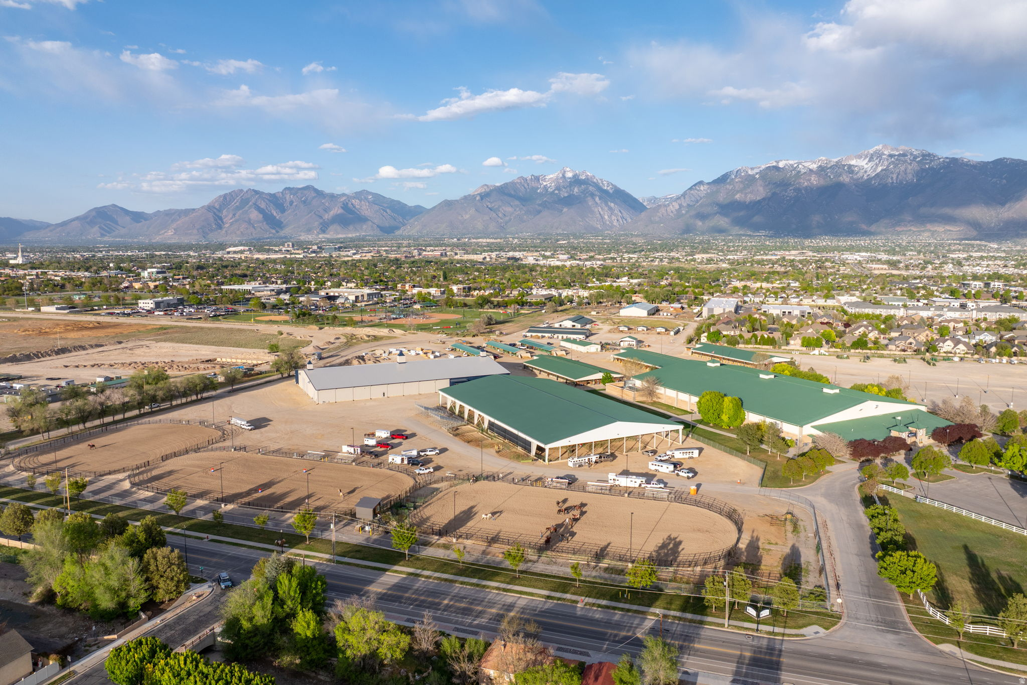 TRIPLE CROWN - Residential