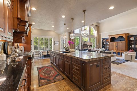 Tiny photo for 2312 W GALLANT FOX CT S, South Jordan, UT 84095 (MLS # 2154004)