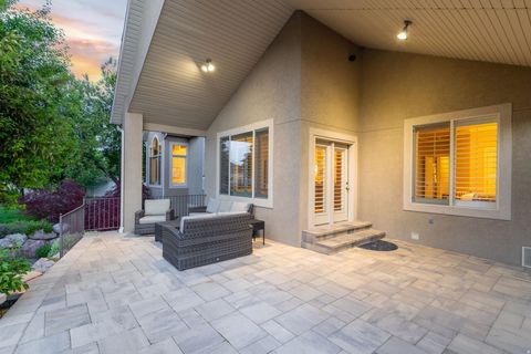 Tiny photo for 2312 W GALLANT FOX CT S, South Jordan, UT 84095 (MLS # 2154004)