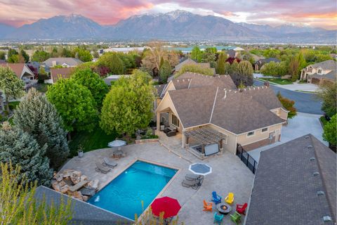 Tiny photo for 2312 W GALLANT FOX CT S, South Jordan, UT 84095 (MLS # 2154004)