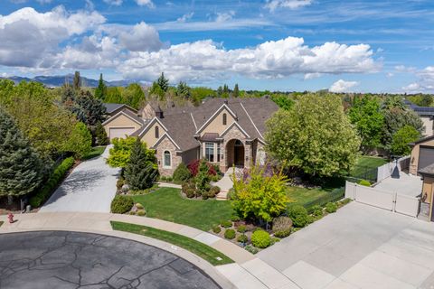 Tiny photo for 2312 W GALLANT FOX CT S, South Jordan, UT 84095 (MLS # 2154004)