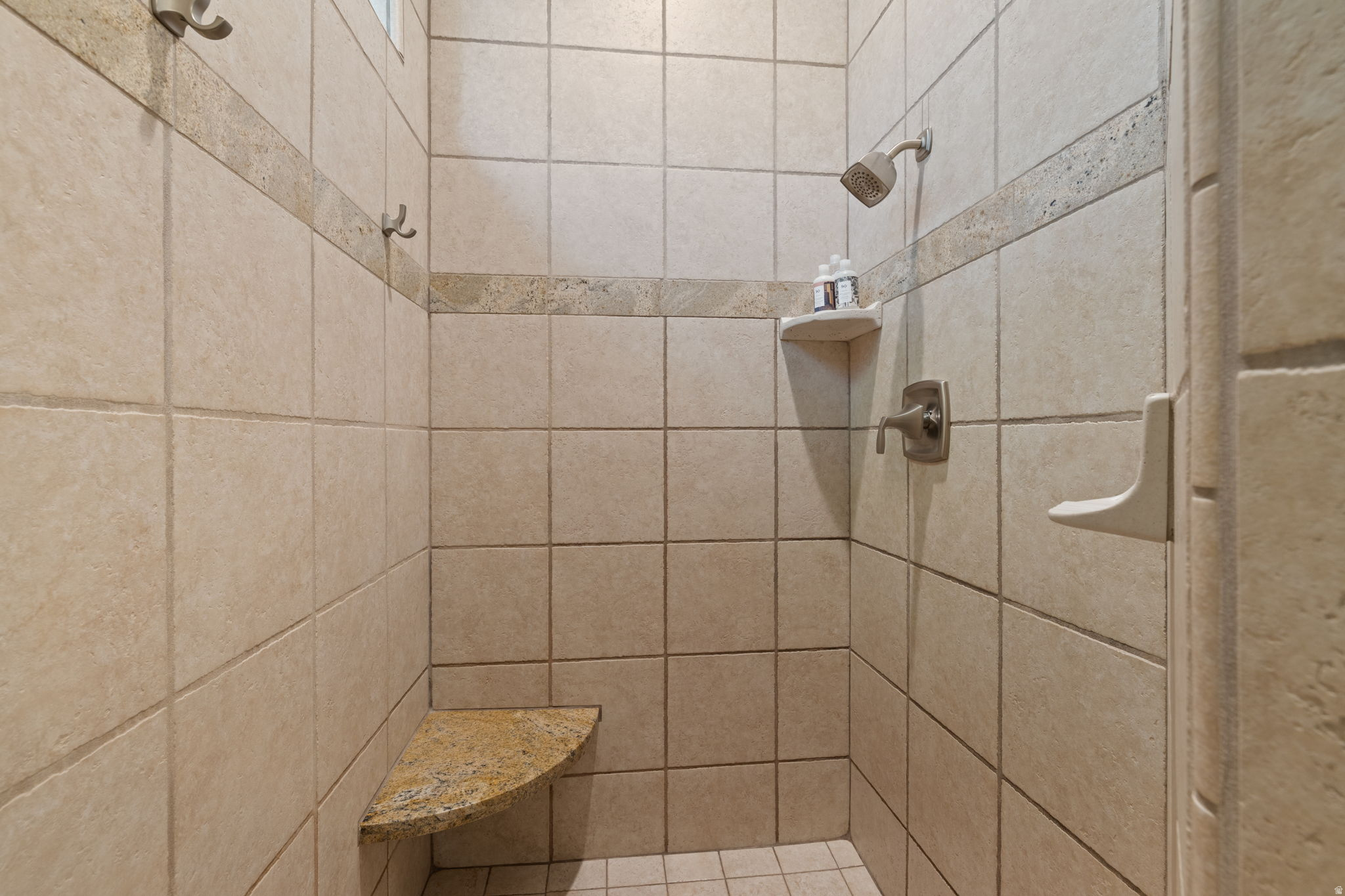 TRIPLE CROWN - Residential