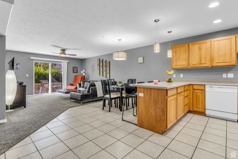 Tiny photo for 1230 E PRIVET DR #103, Cottonwood Heights, UT 84121 (MLS # 2114777)