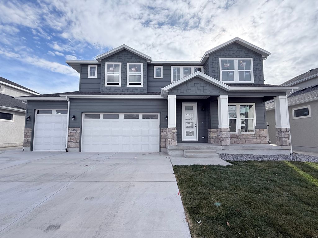 Photo of 153 W HACKBERRY RD, Vineyard, UT 84059 (MLS # 2124126)