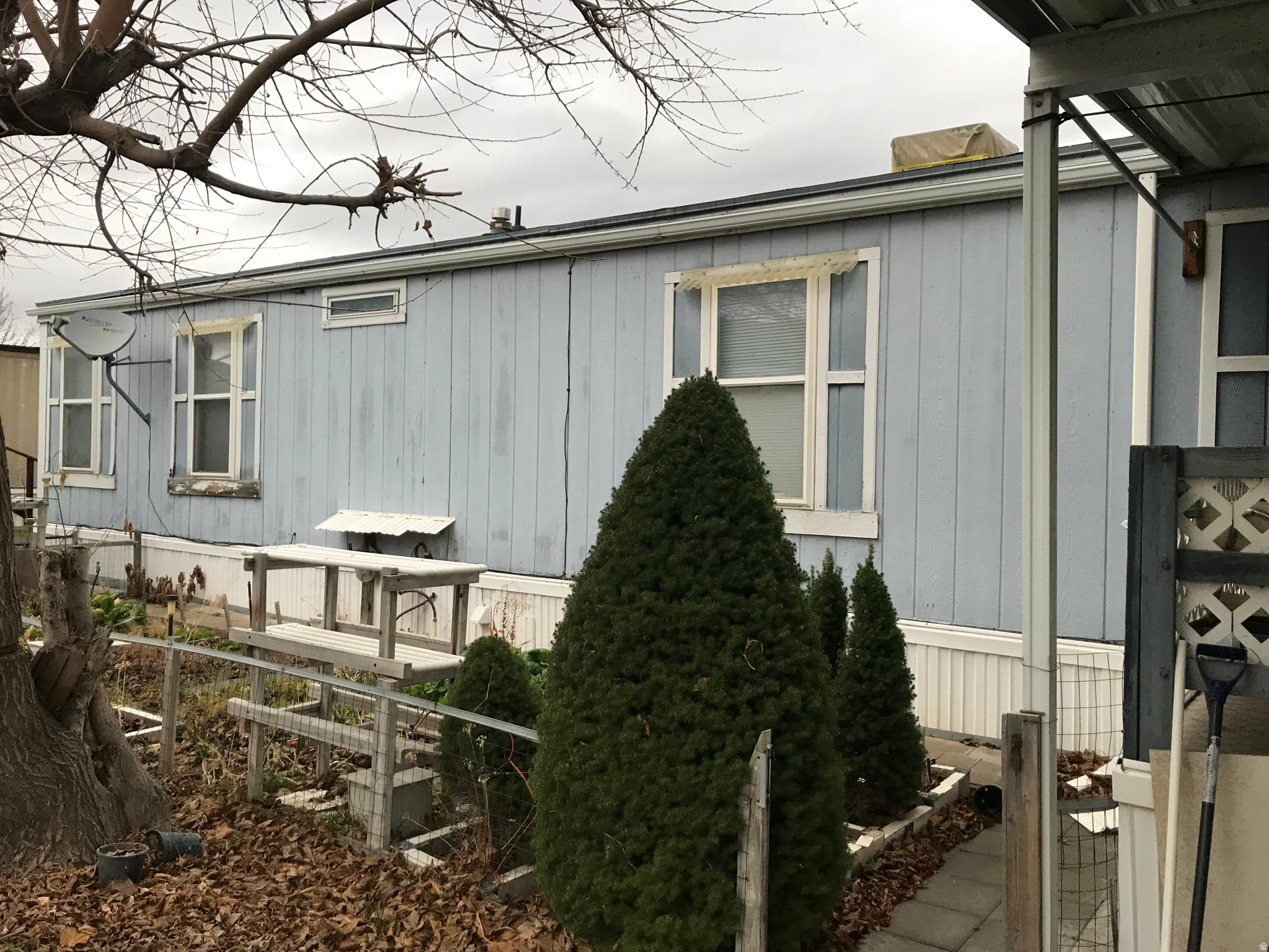 HACIENDA MOBILE PARK - Residential