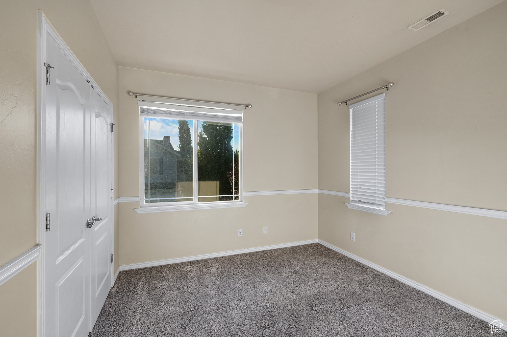ROCKWELL CONDO - Residential