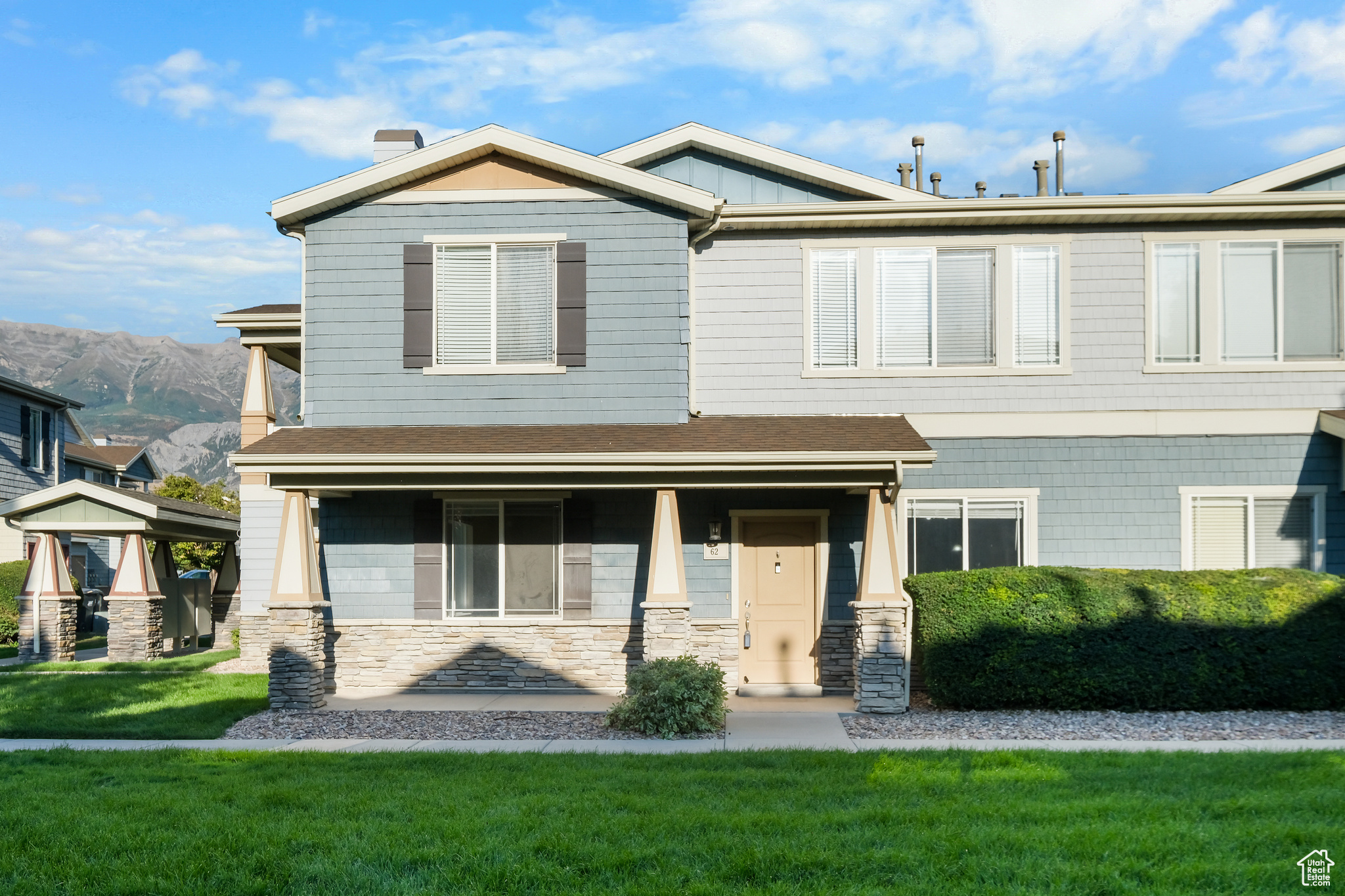 ROCKWELL CONDO - Residential