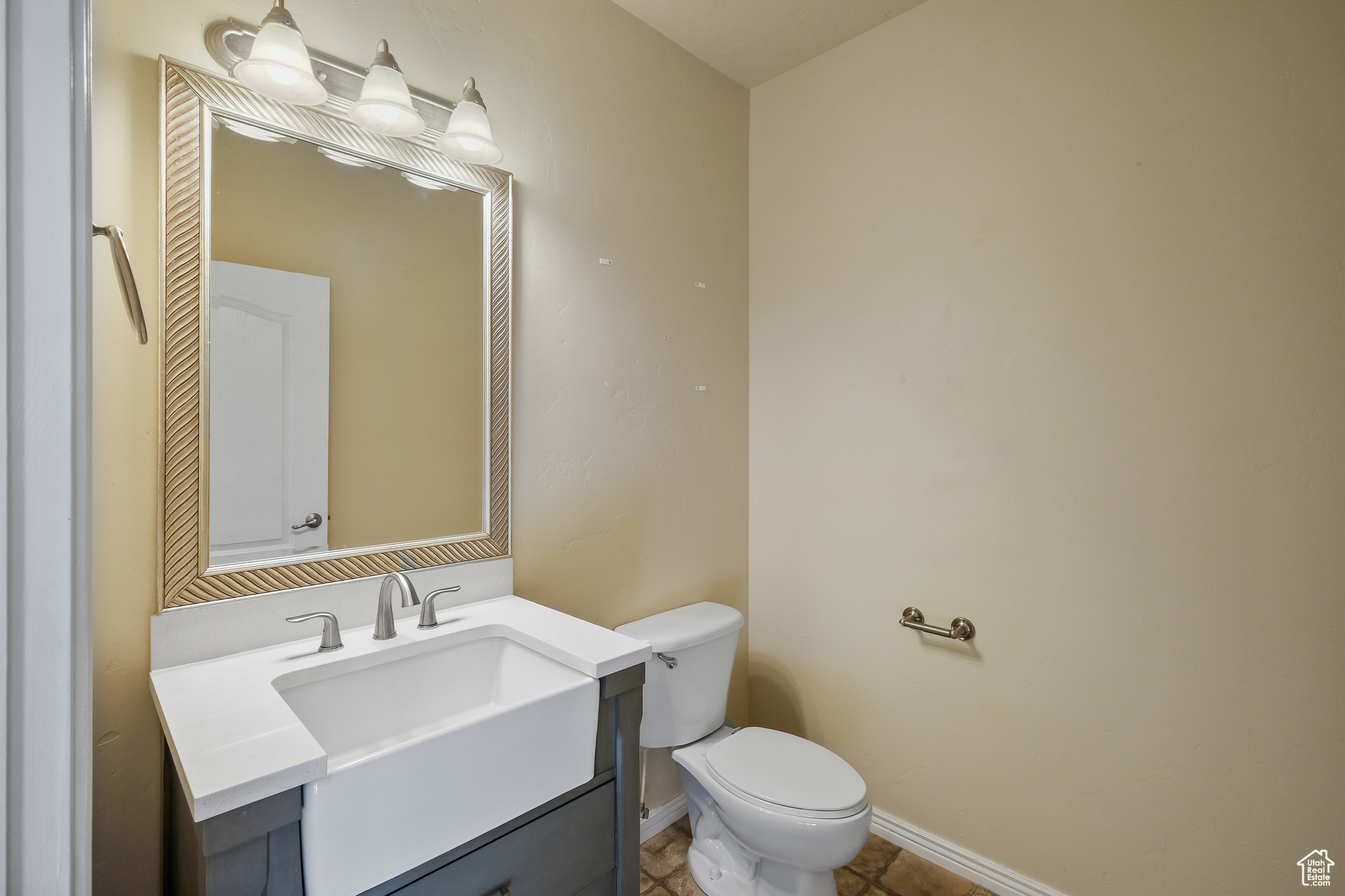 ROCKWELL CONDO - Residential