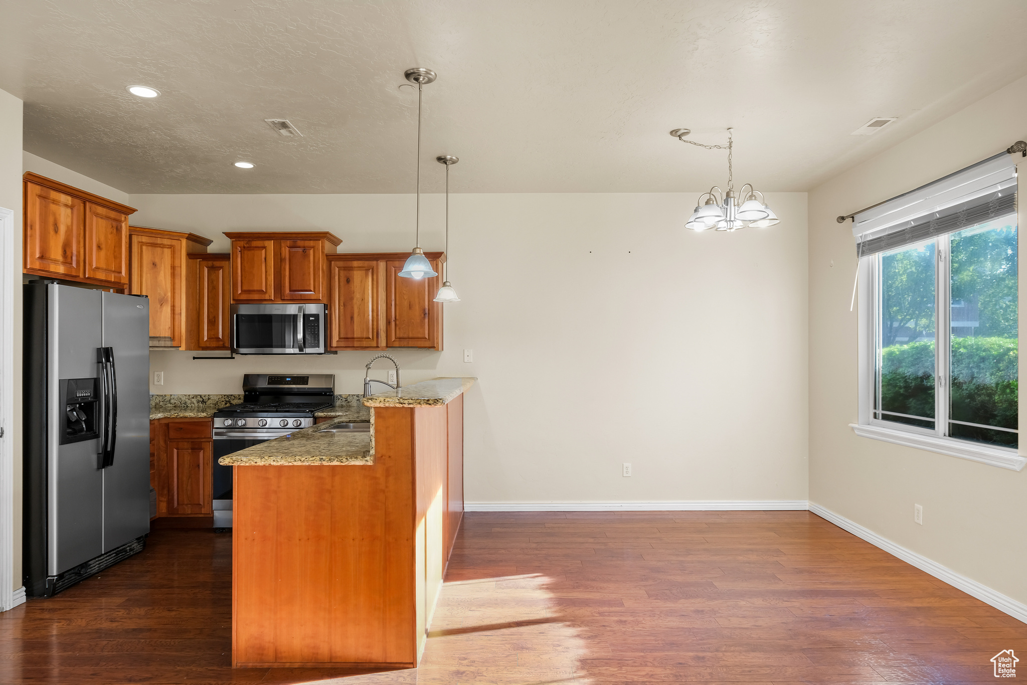 ROCKWELL CONDO - Residential