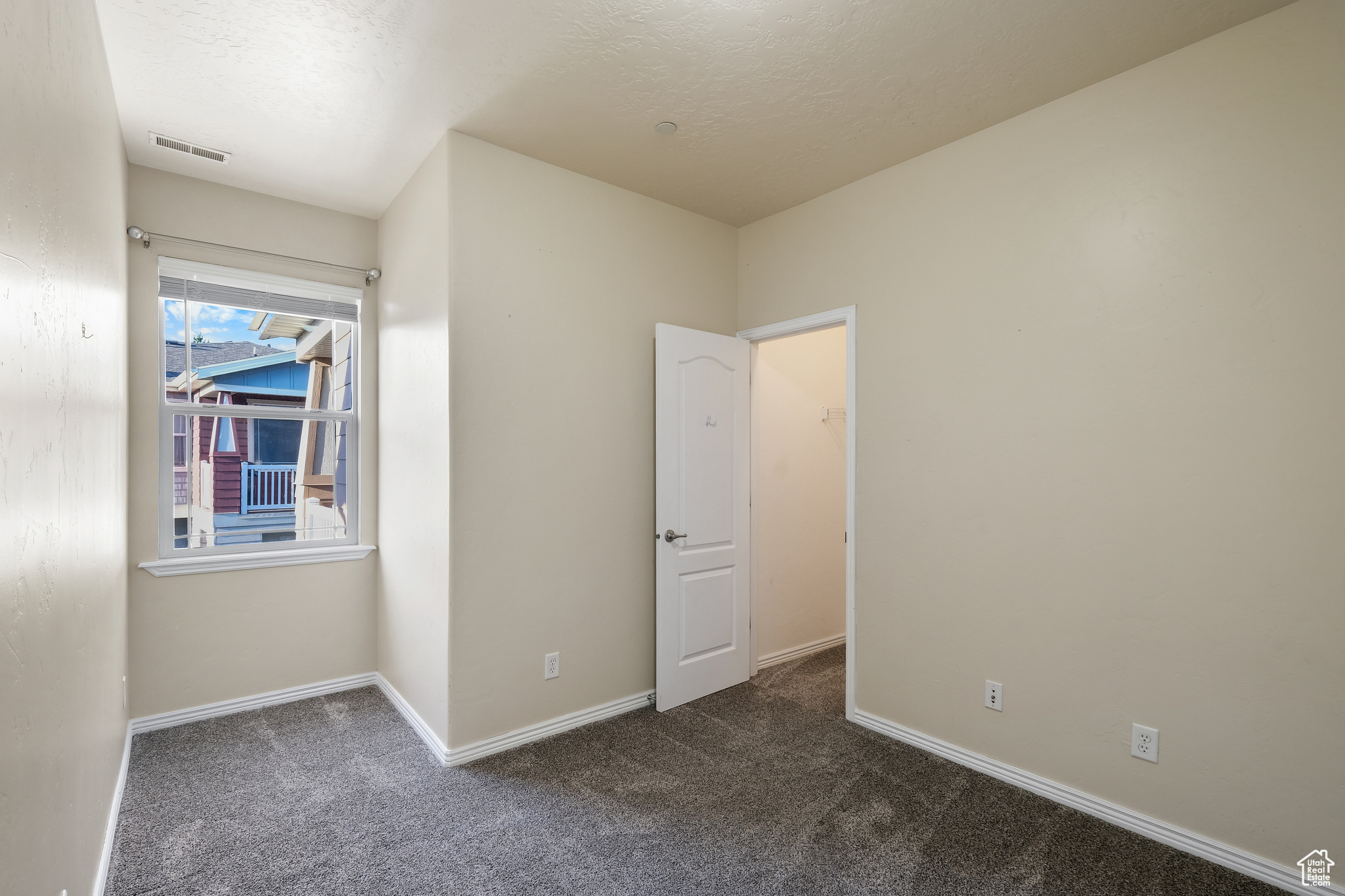 ROCKWELL CONDO - Residential