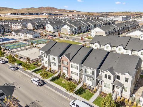 Tiny photo for 4000 W HARDMAN WAY, Lehi, UT 84048 (MLS # 2119379)