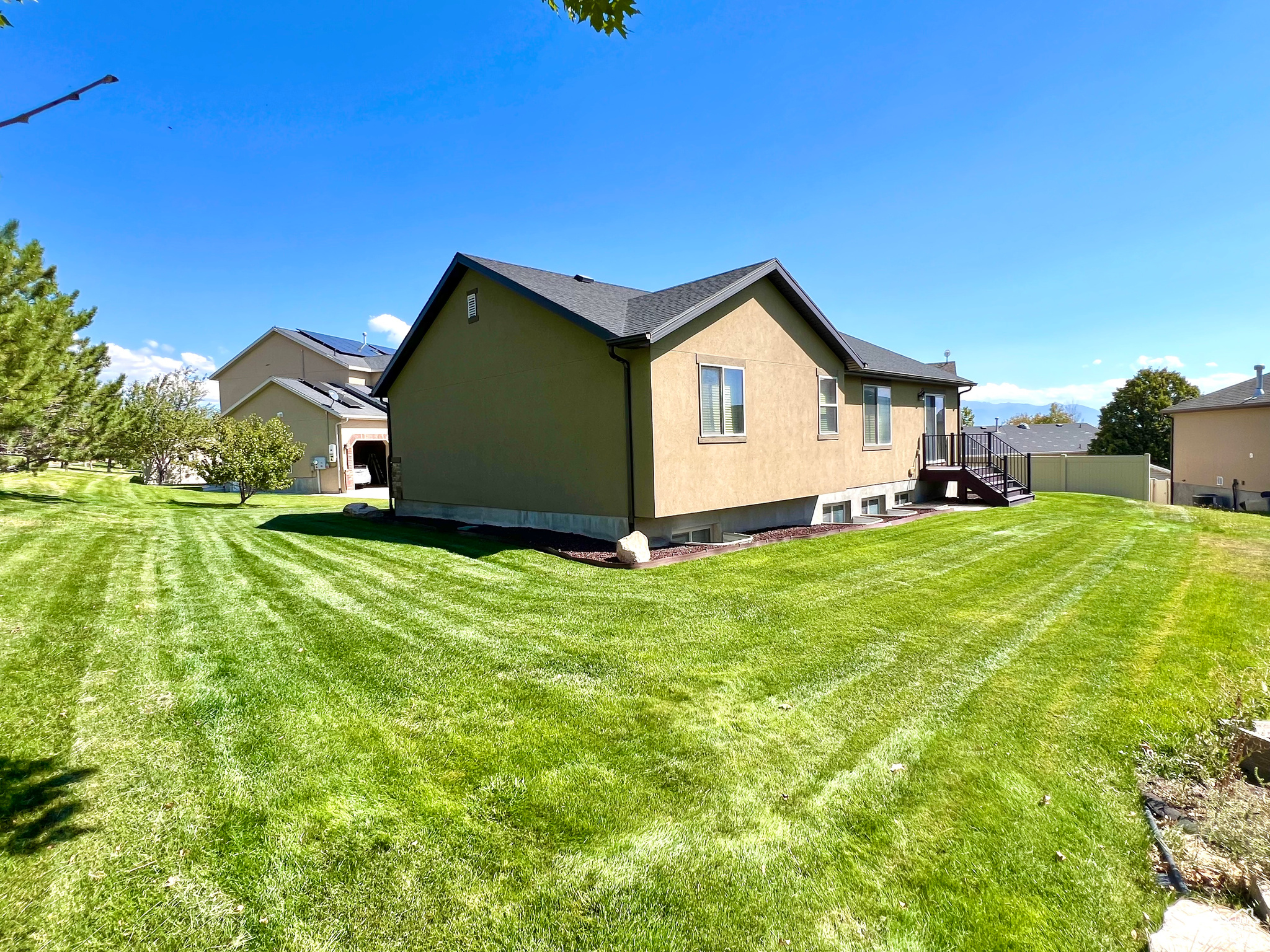 2085 N Raspberry Dr, Saratoga Springs, Utah image 12