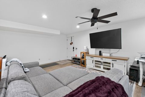 Tiny photo for 893 N 1580 E, Lehi, UT 84043 (MLS # 2147077)