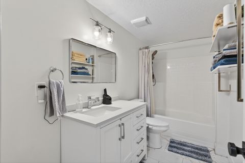 Tiny photo for 893 N 1580 E, Lehi, UT 84043 (MLS # 2147077)