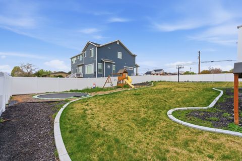 Tiny photo for 893 N 1580 E, Lehi, UT 84043 (MLS # 2147077)