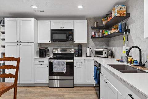 Tiny photo for 893 N 1580 E, Lehi, UT 84043 (MLS # 2147077)