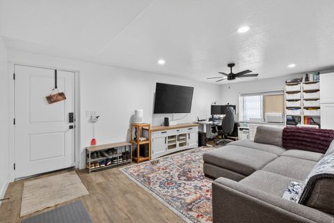 Tiny photo for 893 N 1580 E, Lehi, UT 84043 (MLS # 2147077)