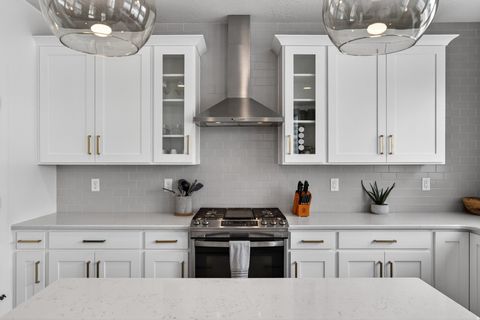 Tiny photo for 893 N 1580 E, Lehi, UT 84043 (MLS # 2147077)