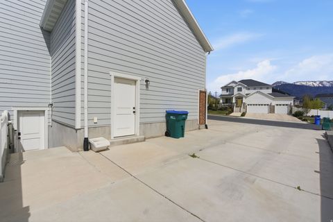 Tiny photo for 893 N 1580 E, Lehi, UT 84043 (MLS # 2147077)