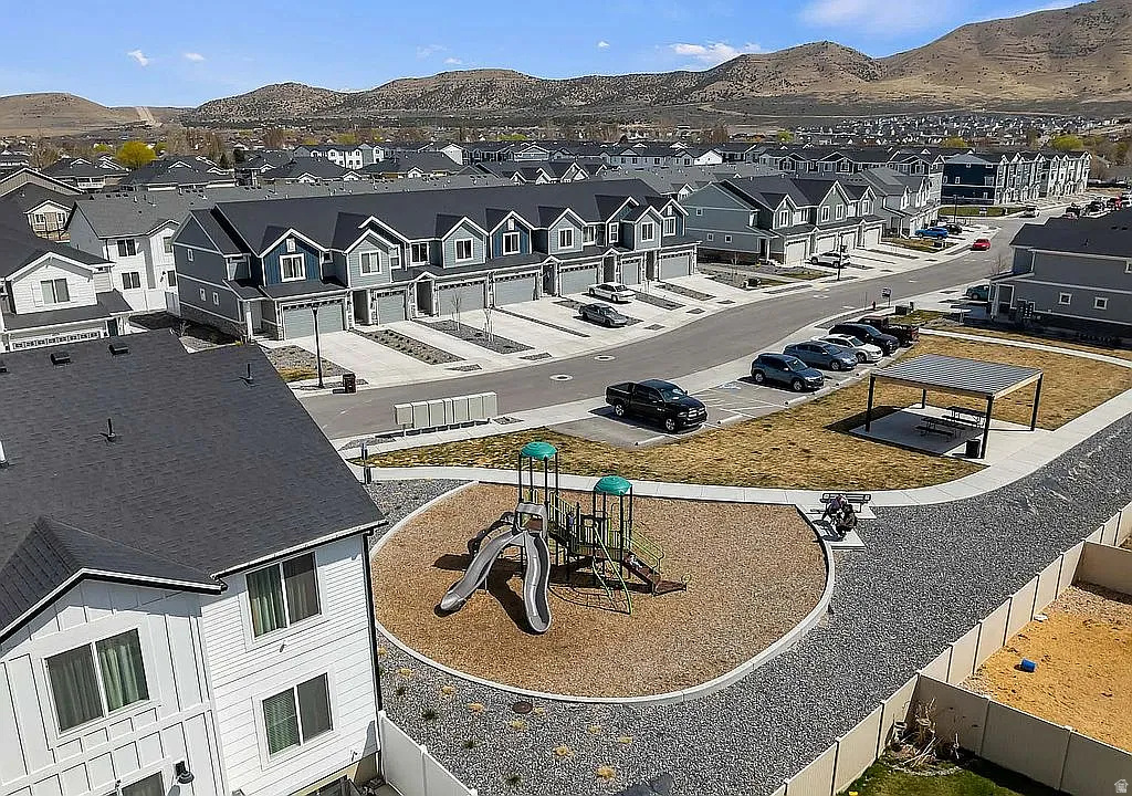 EAGLE POINT - Residential