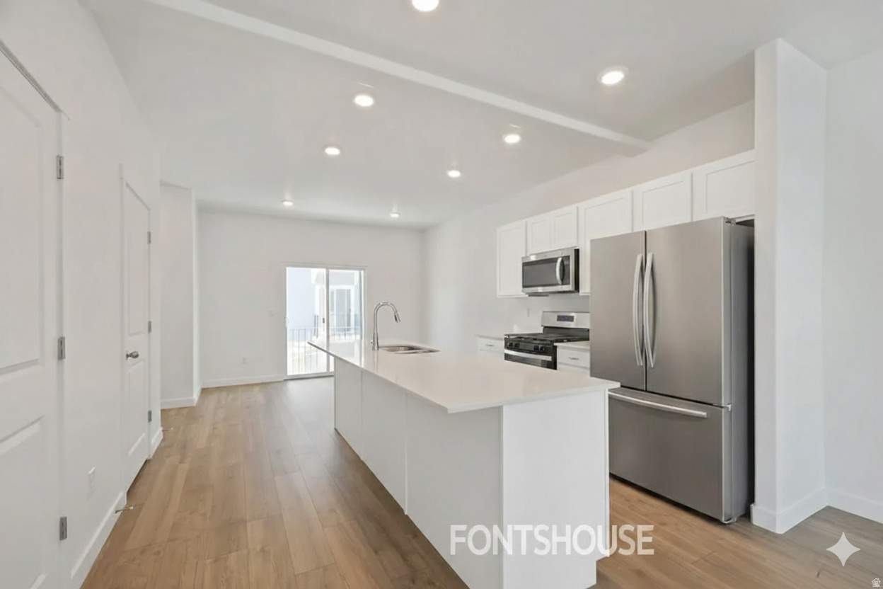 EAGLE POINT - Residential