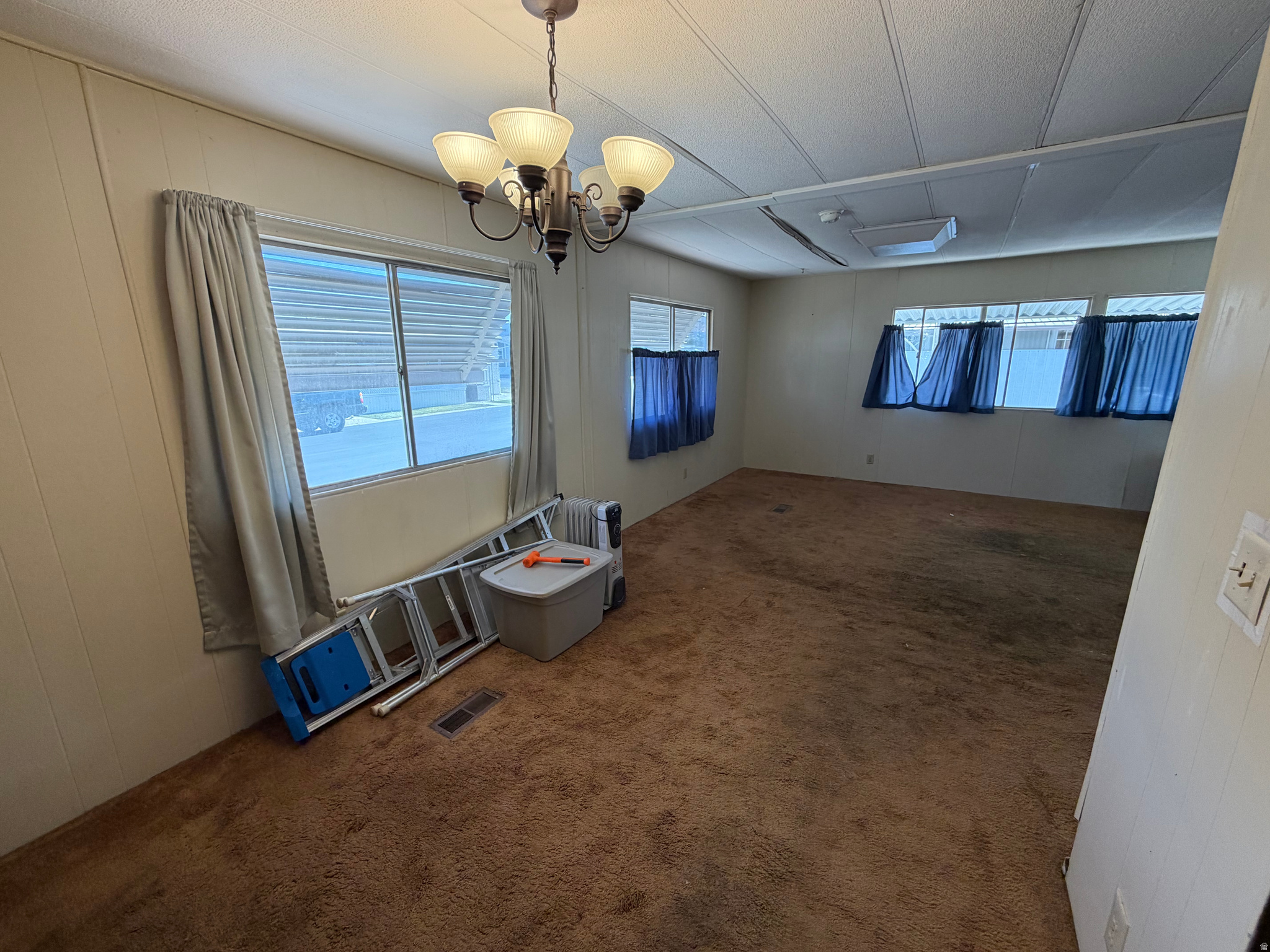 MONTE VISTA - Residential